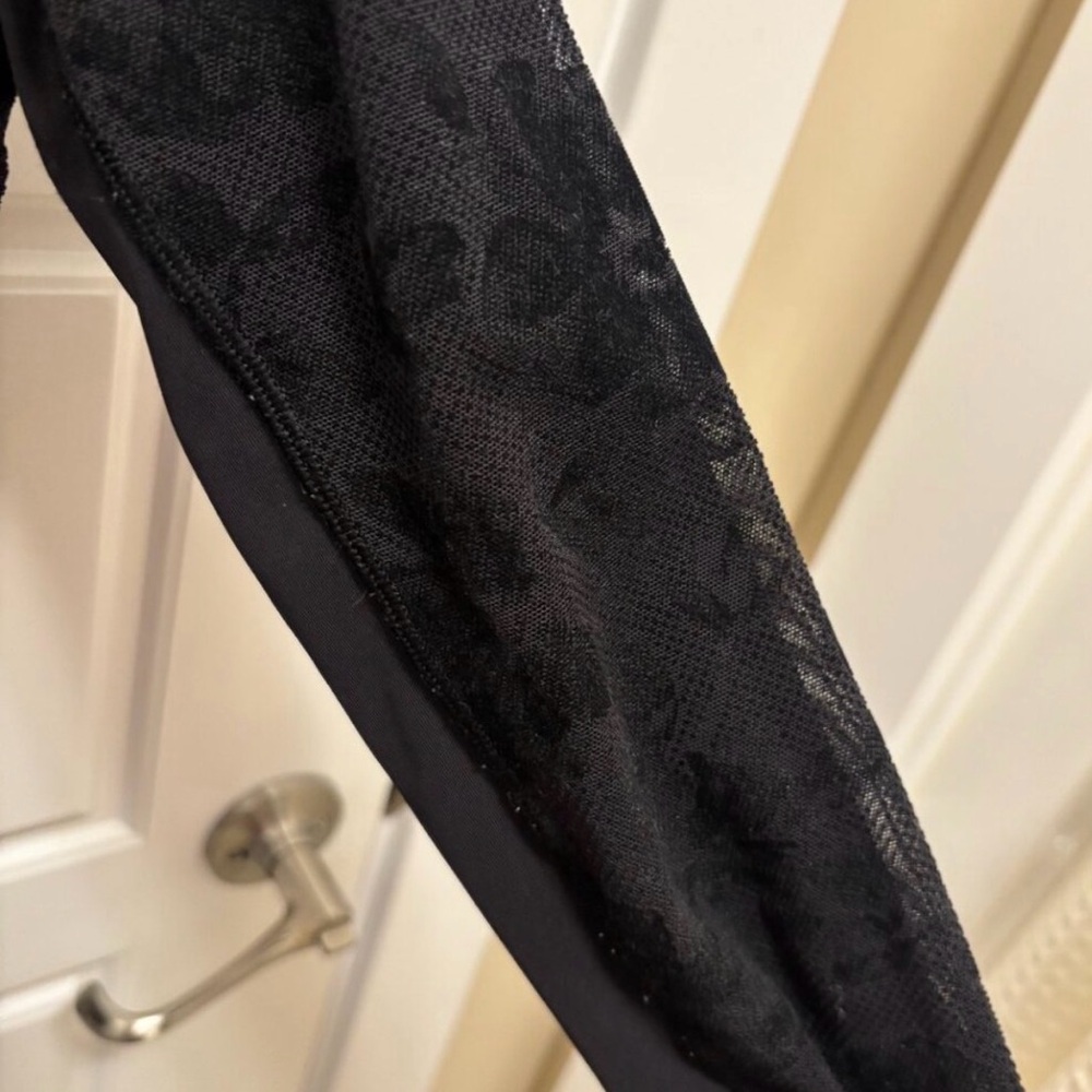 Lululemon Define Jacket - Picture 6 of 7